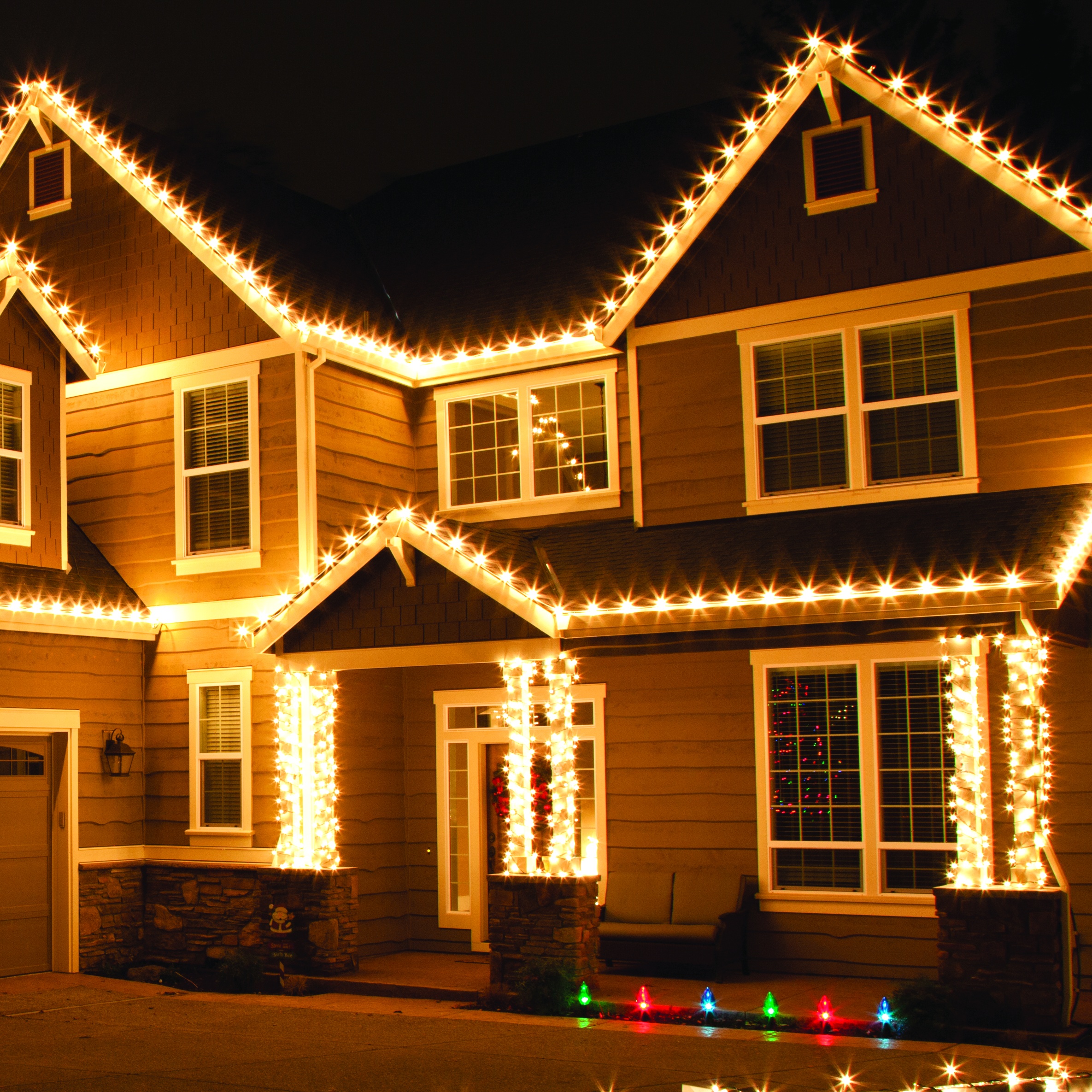 permanent home holiday lighting