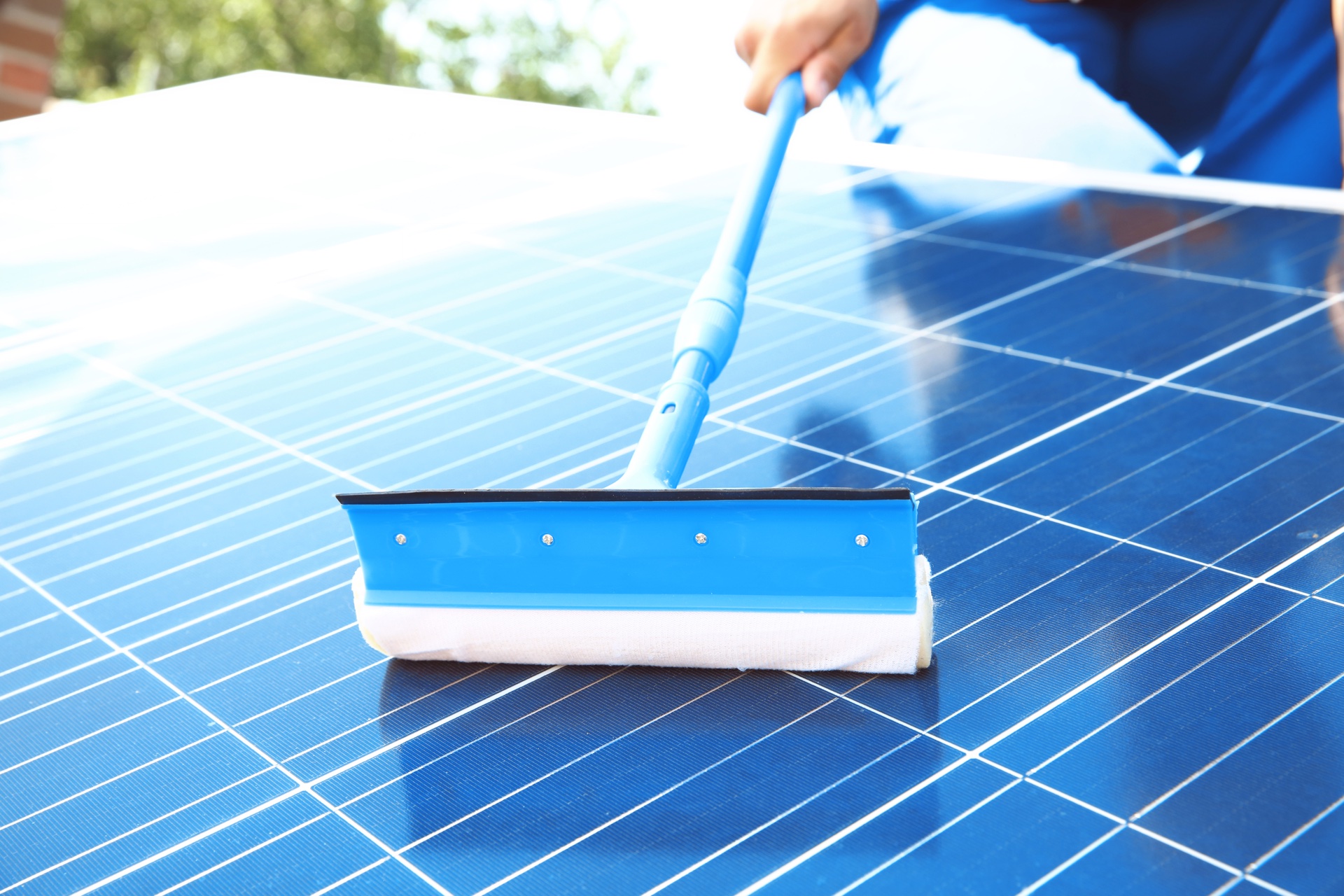 DFW solar panel cleaning